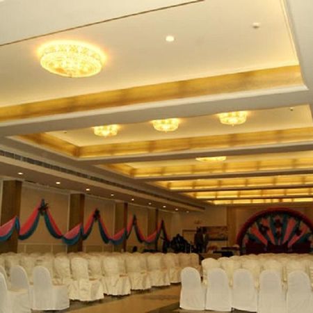 Hotel Royal Panna Shahjahanpur المظهر الخارجي الصورة